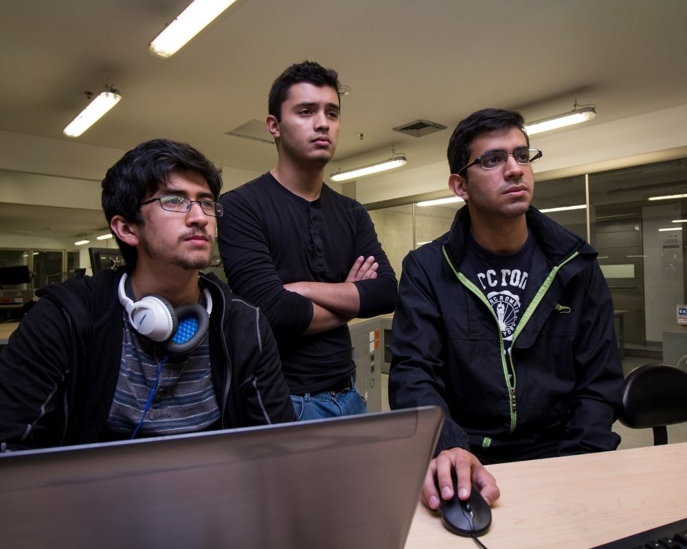 Estudiantes de la Facultad de Ingeniería de la Universidad de los Andes